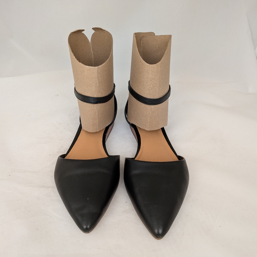 Crown Vintage Evalinda Blk Leather Pointed Toe Ankle Strap Flats - Size 9M